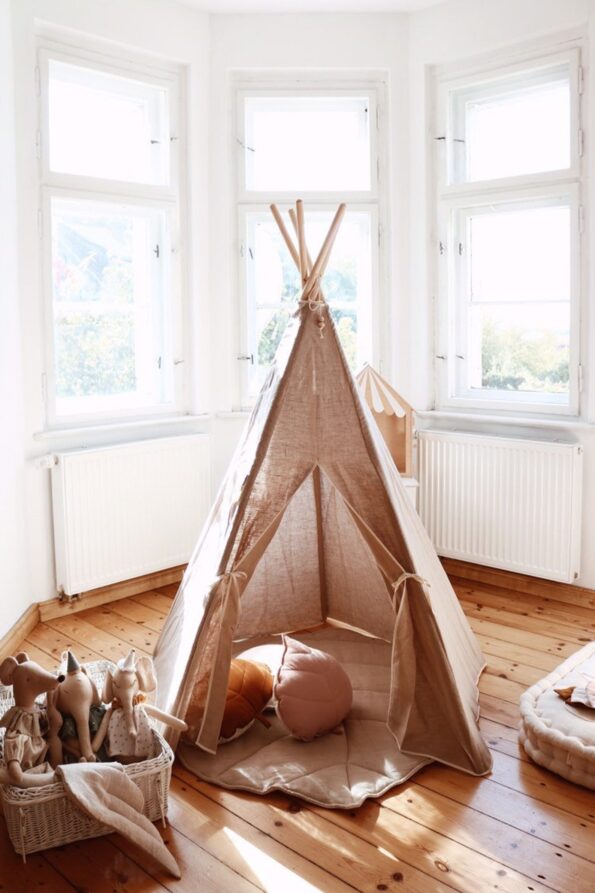Linen tipi tent with window and leaf mat