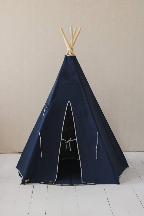 Linen tipi tent with window and playmat – navy blue