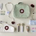 LD7060-Doctors-bag-playset-11-scaled-1