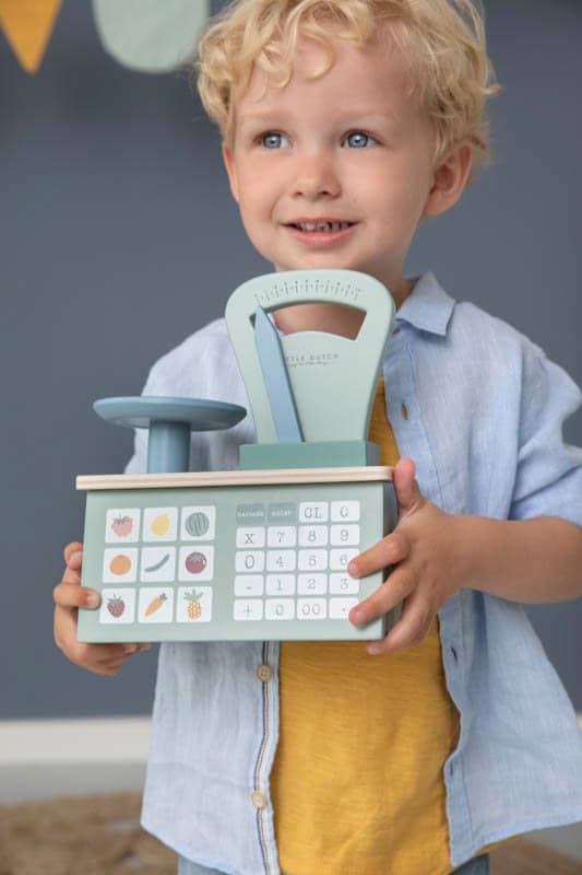 0010733_little-dutch-toy-weighing-scales-adventure-2