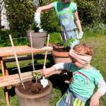 Laste aiatööriistad ja põll