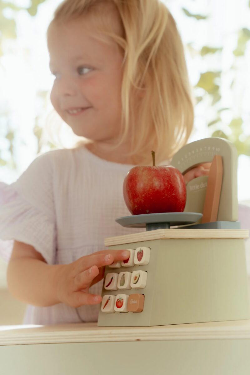 scale-ld2502-5-Large Little Dutch Wooden Play Scale