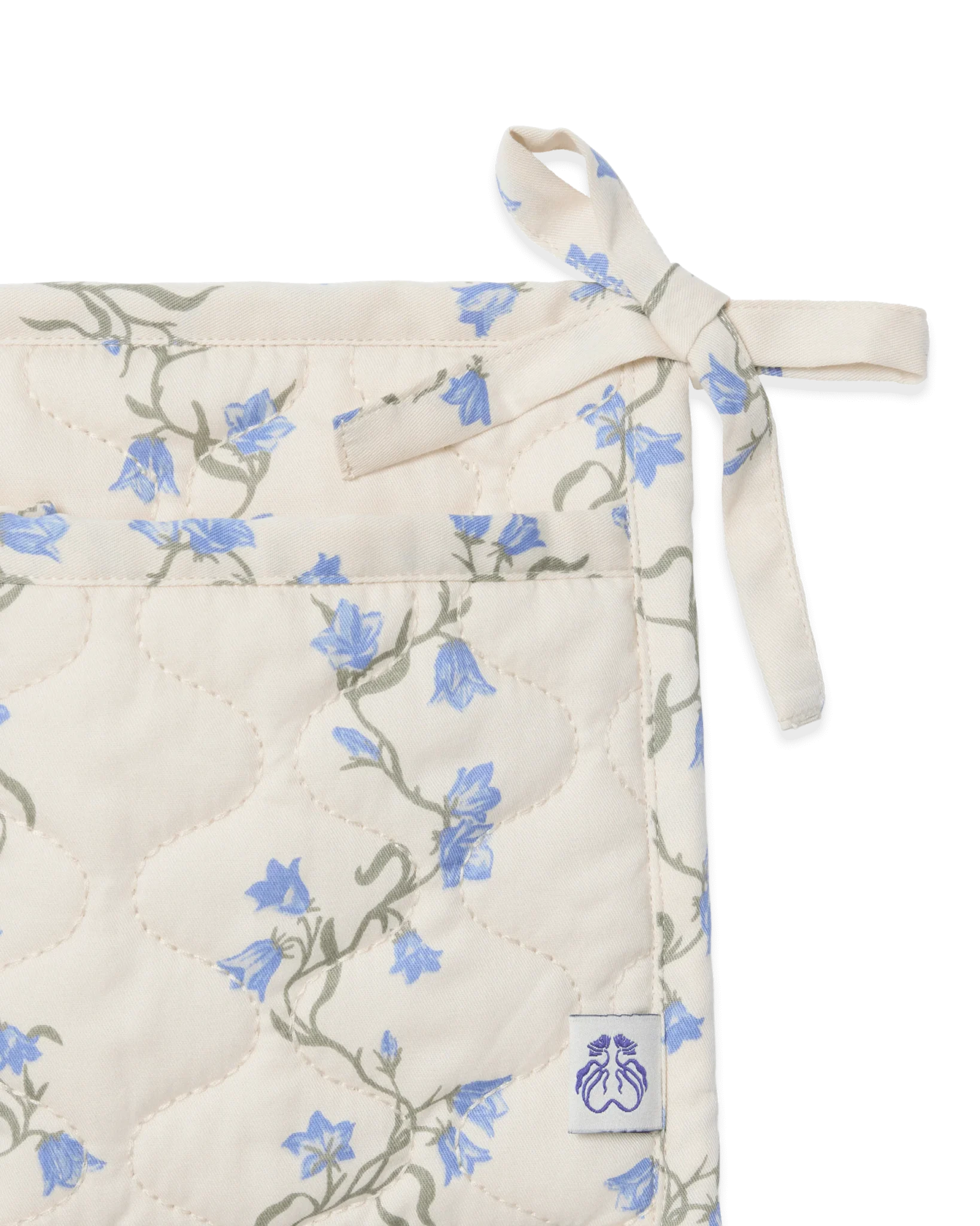 GF1103236-10900-1941-2.png Garbo&Friends quilted bed pocket Bell Flower
